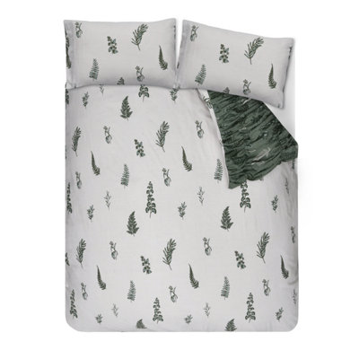 Smart Living Luxury Reversible Polycotton Easy Care Bedding Quilt Cover, Textured Duvet Cover Set, Bed Covers - Fern Rouched