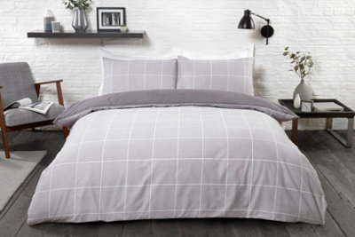 Smart Living Luxury Reversible Polycotton Easy Care Bedding Quilt Cover, Textured Duvet Cover Set, Bed Covers - Grid Check