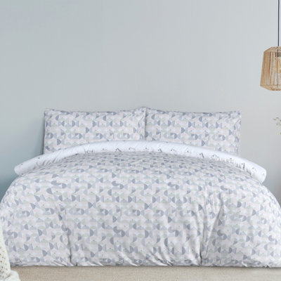 Smart Living Luxury Reversible Polyester Easy Care Bedding Quilt Cover ...