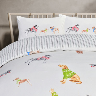 Smart Living Luxury Soft Reversible Pooches in Jumpers Duvet Cover & Pillowcases