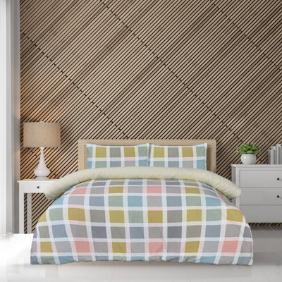 Smart Living Luxury Super Soft Crosshatch Check Reversable Complete Bedding Set
