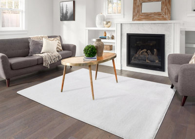 Smart Living Shaggy Soft Area Rug, Fluffy Living Room Carpet, Kitchen Floor, Bedroom Ultra Soft Rugs 60cm x 110cm - White