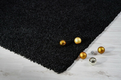 Smart Living Shaggy Soft Thick Area Rug, Living Room Carpet, Kitchen Floor, Bedroom Soft Rugs 120cm x 170cm - Black