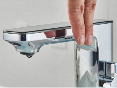Smart Sensor Bathroom Faucet with Digital Temperature Display Touchless ...