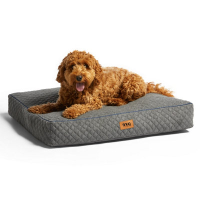Snug Furry Friends Pet Bed Medium