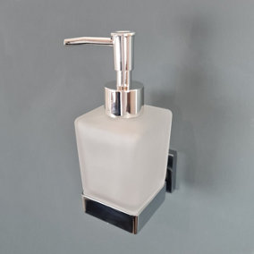 Soap Holder Wall Mounted Round  Finish Glass Soap Chrome Accessory
