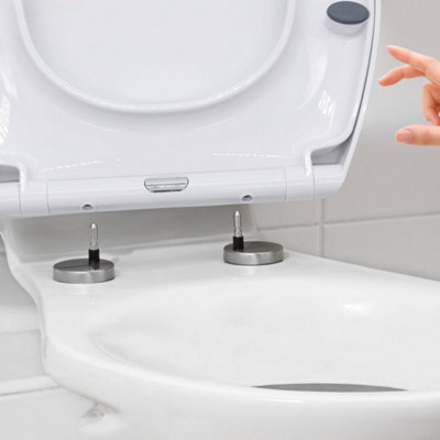 6 Reasons Why Water Level in Toilet Bowl Is Low - Marco Plumbing