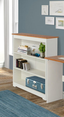 Soft white low wide bookcase - Colorado
