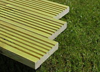 Softwood Decking Board 120mm x 28mm x 3.6m Lengths 12 In A Pack