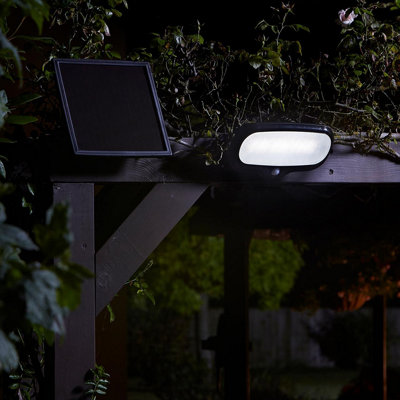 500 lumen solar on sale path lights