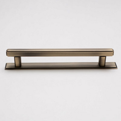 Solid Brass Art Deco Kitchen Pull Handles & Knobs with Backplates ...