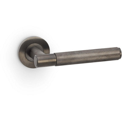 SOLID BRASS Knurled Door Handle Set - Dark Bronze Straight Lever On Round Rose