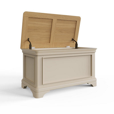 Solid Oak Bedroom Storage Chest Box Putty Painted Finish