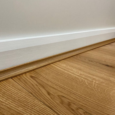 Solid Oak Scotia Beading 19mm - Lacquered - 2.44m Lengths - Pack of 5