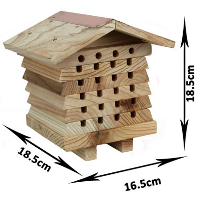 Solitary Beehive Mason Hotel In High Quality Cedar - 4