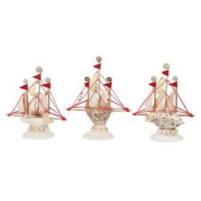 Something Different Shell Galleon Ornament White/Red/Brown (One Size)