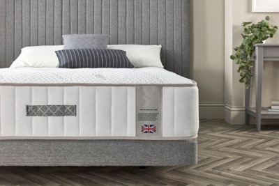 Somnior Midnight Orthopaedic Double Mattress Built with Extra Hybrid Support Features - 4FT6