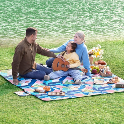 SONGMICS Large Waterproof Picnic Mat Ideal for Camping Garden Park and Beach Easily Washable and Foldable Colourful Fern DIY at B Q