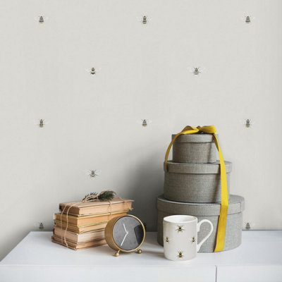 Sophie Allport Natural Bees Pearl effect Embossed Wallpaper