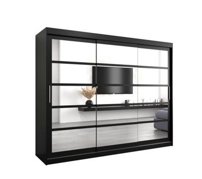 Sophisticated Black Sliding Door Wardrobe H2000mm W2500mm D620mm with Mirrored Panels and Silver Handles