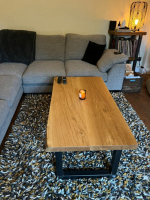 Sophisticated Oak Coffee Table - Mid Oak - 80cm(L) x 100cm(W)