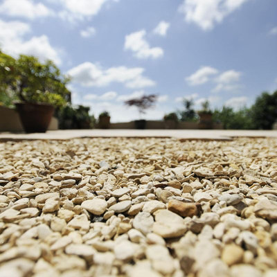 South Cerney Decorative Gravel Bulk Bag DIY at B Q