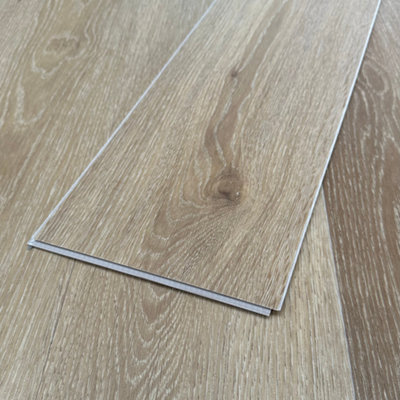 SPC Click Flooring Composite Plank Flooring - Underlay Installed - Warm Aspen Oak Plank Style 2.193m2 Pack