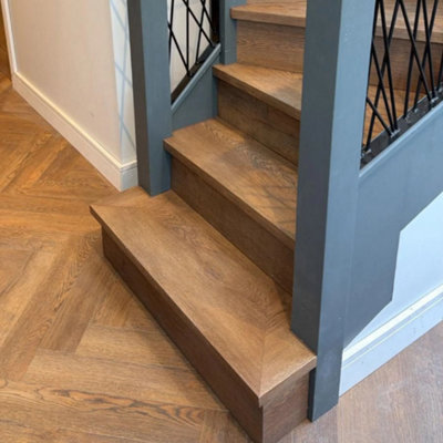 SPC Vinyl Stair and Riser - Hamilton - 300mm x 1200mm