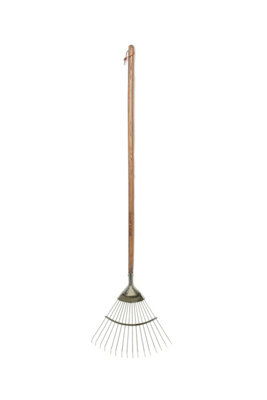Spear & Jackson Neverbend Stainless Steel Lawn Rake – 16 Tines, Hardwood Shaft For Soil & Lawn Care