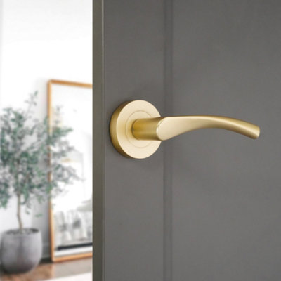 SPIRA BRASS Mercury Lever Door Handle Satin Brass