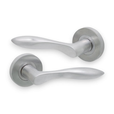 SPIRA BRASS Pearle Lever Door Handle Satin Chrome
