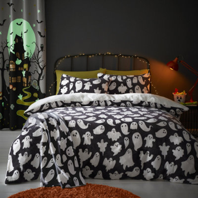 Spooky Ghosts Plush Fleece Duvet Cover Set