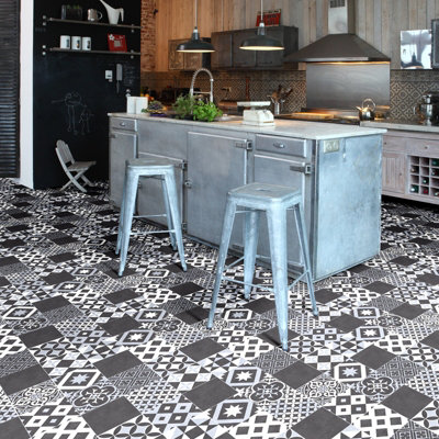 Square Patterned Tile Effect Vinyl by Remland (7m x 2m)
