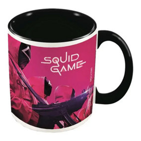 Squid Game Masked Men Inner Two Tone Mug Black/Pink/White (One Size)
