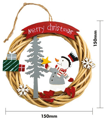 St Helens Home and Garden Battery Powered Wicker Christmas Wreath