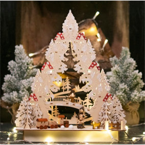 St Helens Home and Garden Battery Powered Wooden LED Light Up Christmas Festive Scene Ornament