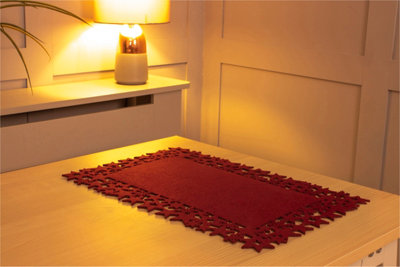 St Helens Home and Garden Felt Table Mats with Star and Snowflake Design - Pair Maroon Price Comparisons | Compare The Build