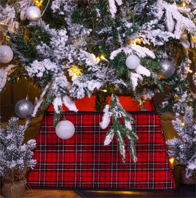 St Helens Home and Garden Red Tartan Christmas Festive Tree Skirt