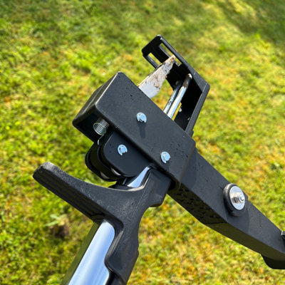 Stand Up 4 Claw Garden Lawn Weeder Puller Tool Removes Dandelion Roots - 4