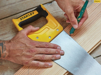 Stanley Sharpcut Handsaw 22 Inch 550mm 7TPI STA120368 1-20-368 STHT20368-1