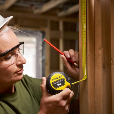 Stanley STA037232 8m Metric Control Grip Trade Tape Measure Magnetic STHT37232-0 - 6