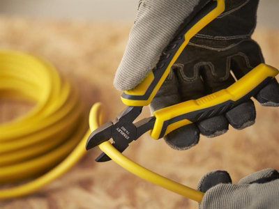 STANLEY STHT0-74362 ControlGrip Diagonal Cutting Pliers 150mm (6in) STA074362 - 4