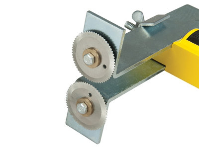 STANLEY STHT1-16069 Drywall Stripper STA116069 - 3
