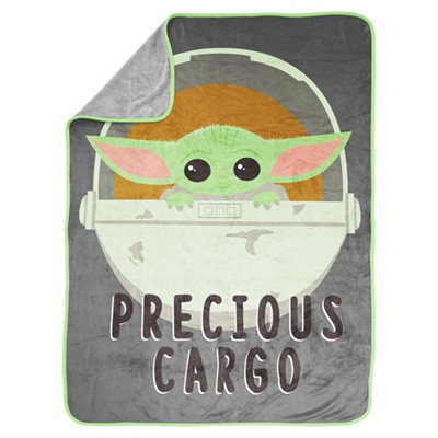 Star Wars: The Mandalorian Precious Cargo Sherpa Fleece Fluffy Baby ...