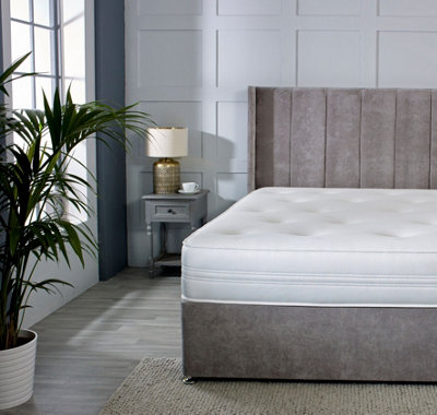 Starlight Beds Hand Tufted Cooltouch Comfort Memory Foam Sprung Mattress Small Double