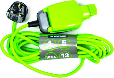 STATUS 1 Socket Extension Lead, 5m Green Waterproof Extension Cable, 13 amp Weatherproof Socket, 1W5M13AIP54S6