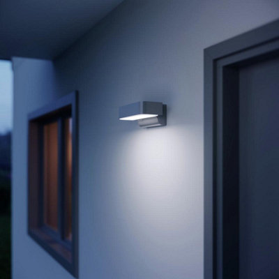 Steinel smart Outdoor Wall Light L 800 SC Silver, Motion Sensor, Softlight Start, Settings via App