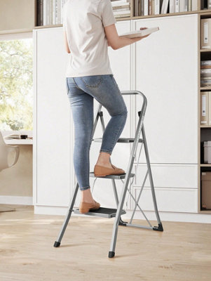 Step Ladder, 3-Step Ladder, Folding Ladder, Safety Lock, Space-Saving ...