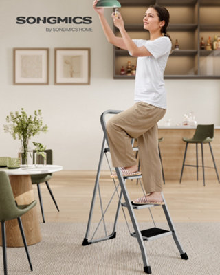 Step Ladder, 4-Step Ladder, Folding Ladder, Safety Lock, Space-Saving ...