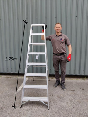 Step Ladders Small 8 Tread 1.75m Lightweight Aluminium Swingback Builders Steps